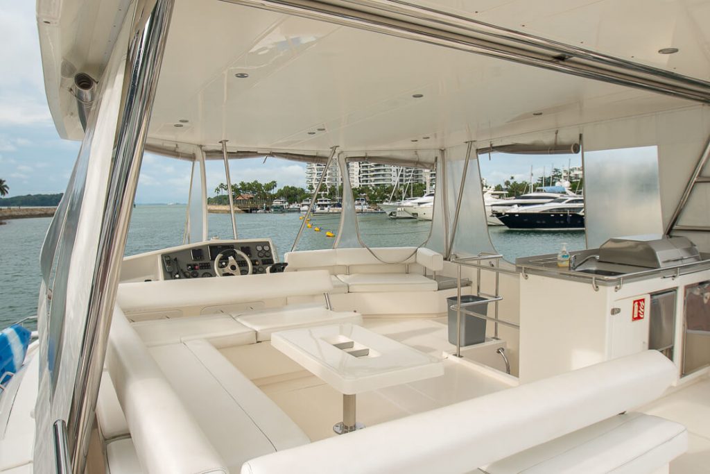 Our power catamaran - Leopard 51 - can easily accommodate 33 guests