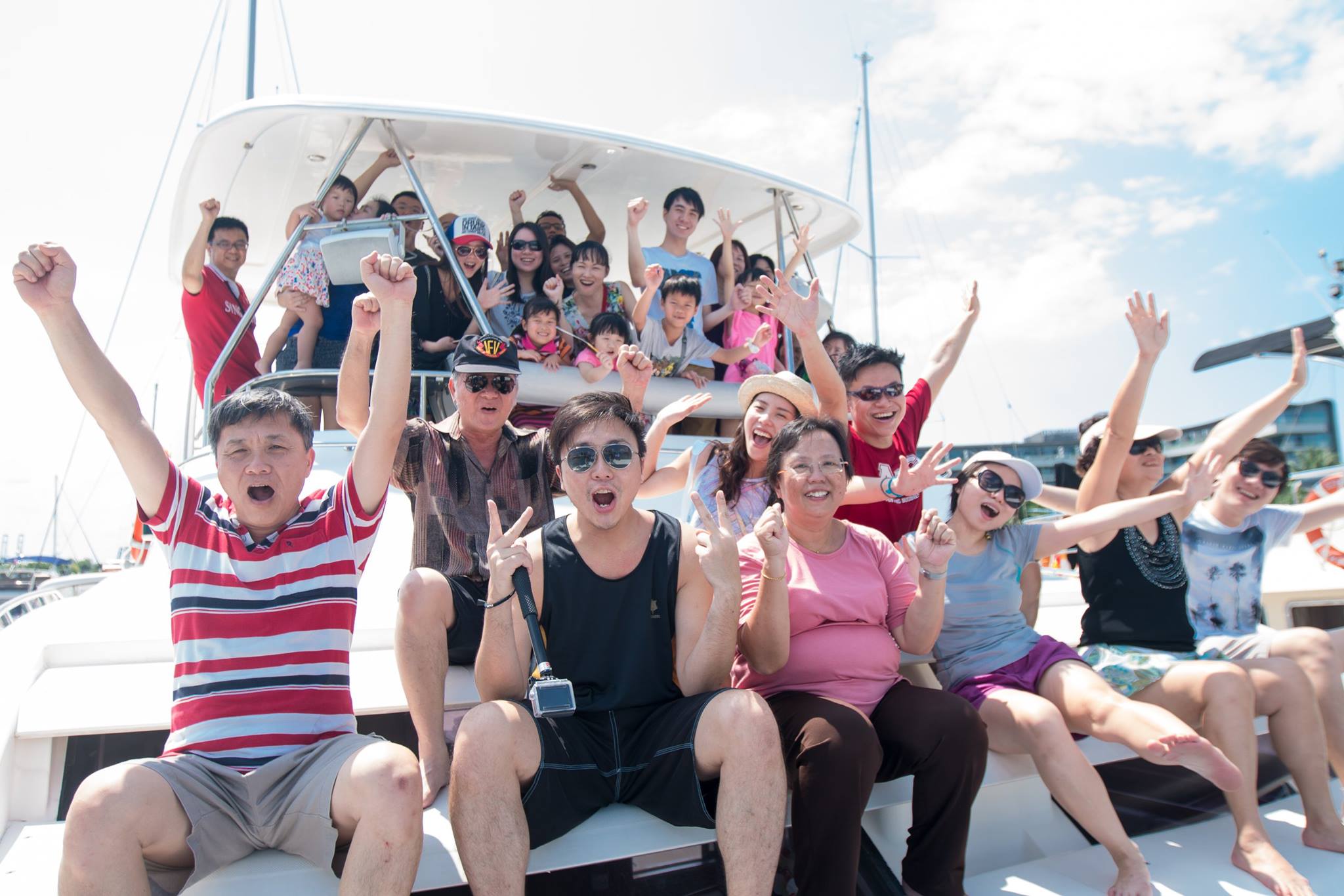 Reward Your Team With a Unique Team Building Experience In Singapore Onboard A Yacht