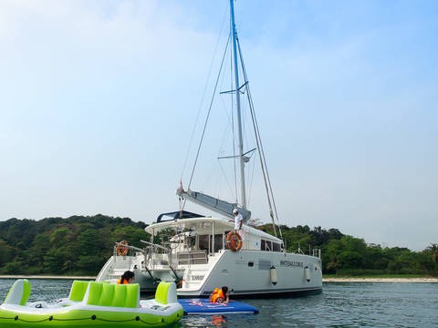 Exterior view of Lagoon 400, a boat rental in Singapore
