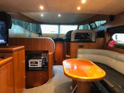 rent yacht singapore price